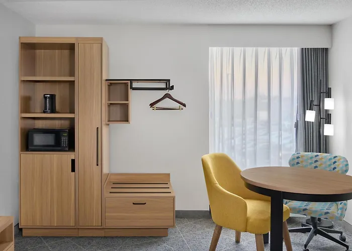 Hampton Chicago-carol Stream Hotel 3*
