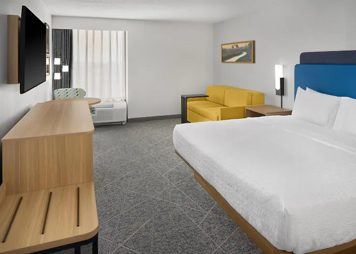Hotel Hampton Chicago-carol Stream 3*